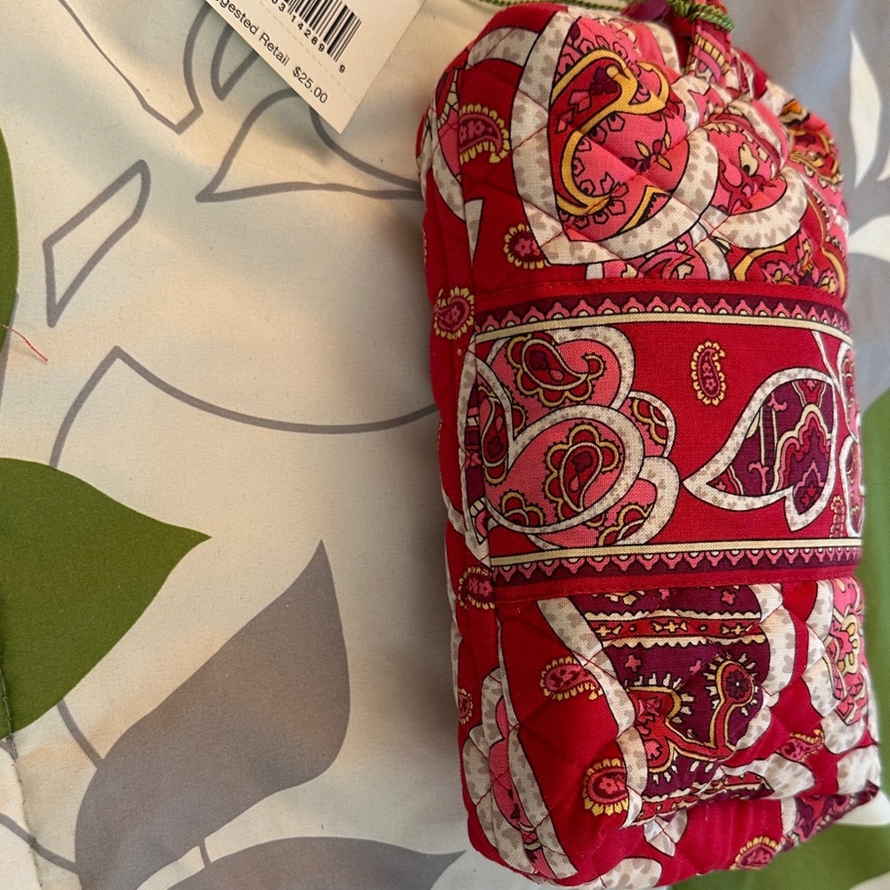 NWT Vera Bradley Red Paisley Cosmetic Bag - Picture 4 of 9